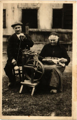 Au Pays Landais - Le Rouet pour Filer la Laine - Folklore