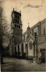 Buglose - Facade et Tour de la Basilique