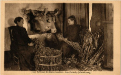 Interieur de Maison Landaise - Lou Pachedey - Folklore