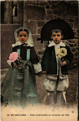 En Bretagne Petits Guerandais en Costume de Fete -
													44 Loire Atlantique
												