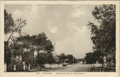 Tharon Boulevard de la Republique -
													44 Loire Atlantique
												