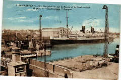 Saint-Nazaire - Vue générale sur le Bassin et le Pont roulant.. à Saint-Nazaire