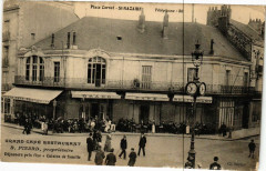 Saint-Nazaire-Place Carnot Grand Cafe Restaurant à Saint-Nazaire