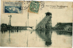 Water Toboggan. Bateau plongeant vu de face (1er phase) -
													44 Loire Atlantique
												