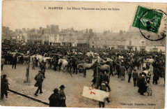 Nantes - La Place Viarmes un jour de foire à Nantes