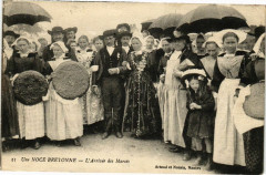 Une Noce Bretonne - L'Arrivée des Maries -
													44 Loire Atlantique
												