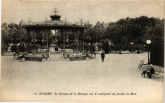 Angers - Le Kiosque de la Musique sur le rond-point du Jardin à Angers
