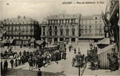 Angers - Place du Ralliement la Poste à Angers