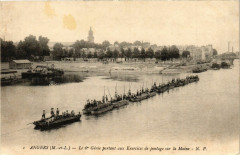 Angers - Le 6* Genie partant aux Exercises de pontage sur à Angers