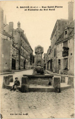 Bauge - Rue Saint-Pierre et Fontaine du Roi René