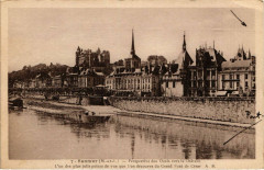 Saumur - Perspective des Quais Vers le Chateau à Saumur