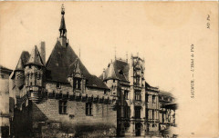 Saumur - L'Hotel de Ville à Saumur
