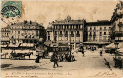Angers - Place du Ralliement et Hotel des Postes à Angers