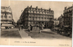 Angers - La Place du Ralliement à Angers