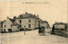 Montjean - Place de la Bascule