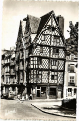 Angers (Maine-et-Loire) - La Celebre Maison d'Adam à Angers