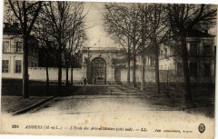 Angers - L'Ecole des Arts-et-Metiers (cote sud) à Angers