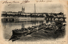 Commission des Ardoisieres d'Angers-Embarquement des Ardoises -
																					49100 Angers
																			