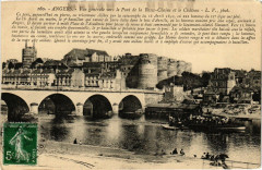 Angers-Vue générale Vers le Pont de la Basse Chaine et le Chateau à Angers