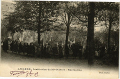 Angers - Istitution de Mlle Pcineau - Recreation à Angers