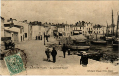 Ile-d'Yeu - Le quai Sadt-Carnot -
													85 Vendée
												