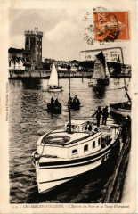 Les Sables-d'Olonne - L'Entrée du Port et la Tour d'Arundel aux Sables-d'Olonne