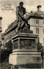 Strassurg - Gutenbergdenkmal à Berg