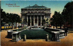 Strassburg Theater und Brunnen
