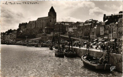 Le Treport Le Port et l'Eglise Saint-Jacques