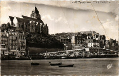 Le Treport Le Port et l'Eglise Saint-Jacques