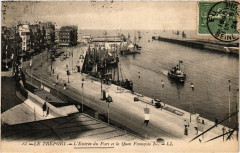 Le Treport Entrée du Port et le Quai Francois Ier -
													76 Seine Maritime
												