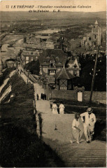 Le Treport-L'Escalier conduisant au Calvaire de la Falaise au Tréport