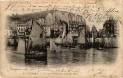 Le Treport-Vue sur l'Avant-Port prise des Docks au Tréport