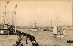 Le Havre-L'Entrée du Port a Marée haute -
																					76620 Le Havre
																			