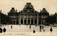 Le Havre-La Facade de la Bourse au Havre
