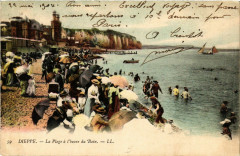 Dieppe-La Plage a l'heure du Bain à Dieppe
