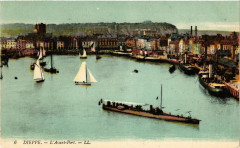 Dieppe-L'Avant Port à Dieppe