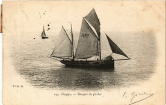Dieppe-Barque de peche à Dieppe