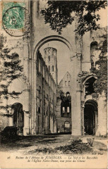 Ruines de l'Abbaye de Jumieges-La Nef et les Bas-cotes de l'Eglise -
													76 Seine Maritime
												