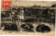 Dieppe-La Peche aux Crabes à Dieppe