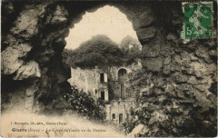 Le Corps de Garde vu du Donjon à Gisors