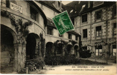 Gisors - Hotel de Ville ancien couvent des Carmélites (Xvii siécle) à Gisors