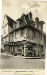 Louviers - Vieilles Maisons rue du Neubourg à Louviers
