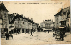 Lons-le-Saunier - Place de la Liberte à Lons-le-Saunier