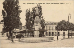 Besancon Fontaine de la Place de la Revolution et Musees France à Besançon