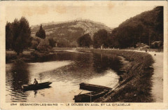 Besancon Le Doubs en aval et la Citadelle France à Besançon