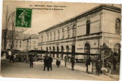 Besancon - Musée Place Lahourée-Actuellement Place de la Révolution à Besançon