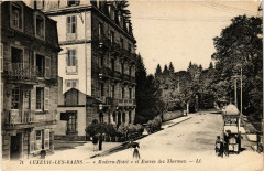 Luxeuil-les-Bains - Modern-Hotel et Entrée des Thermes à Luxeuil-les-Bains