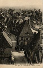 Luxeuil-les-Bains - La Maison Francois Ier et la Rue du Centre à Luxeuil-les-Bains