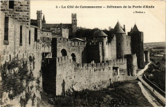 La Cité de Carcassonne-Défenses de la Porte d'Aude à Carcassonne